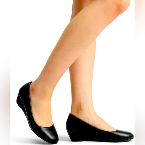 Womens black loafer wedges  size 9 NIB - Picture 1 of 9
